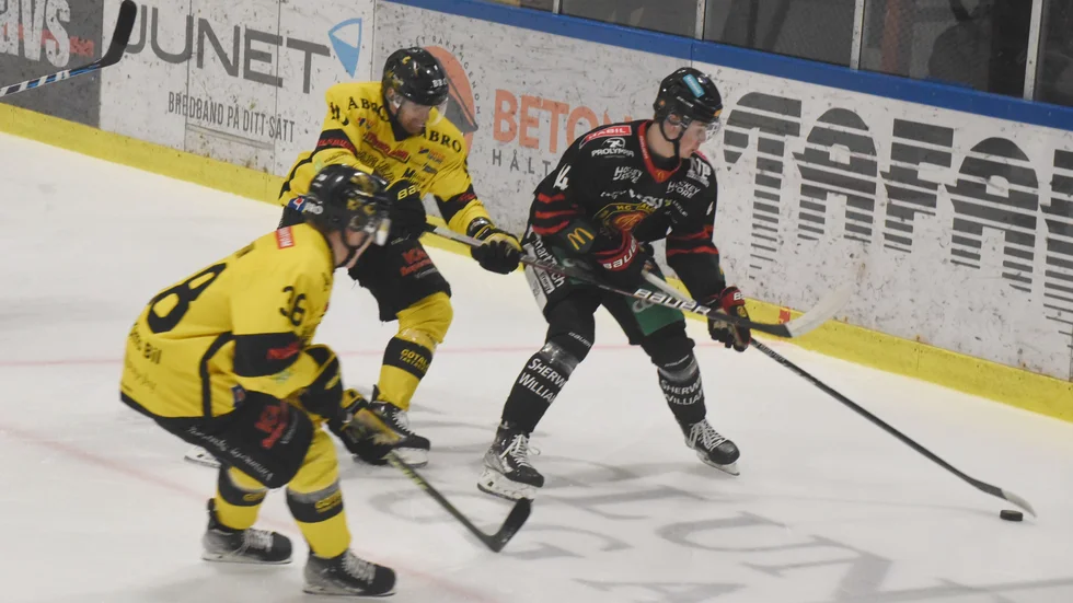 VH fick en perfekt start då laget vann med 2-0 i första kvartsfinalmötet.