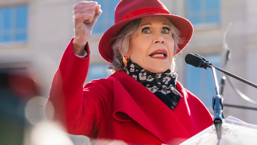 Jane Fonda föddes den 21 december 1937 i New York och är fortfarande aktiv som skådespelare. Arkivbild.