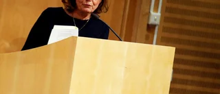 C-ledare på dubbla stolar – avgår inte i förtid