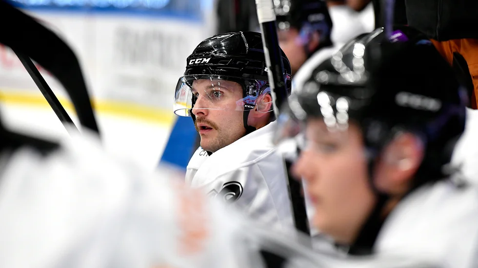 Det blir ingen match i kväll för Norsjö HC i hockeytvåan. Detta då gästande Tegs SK inte lyckats "lösa transport".