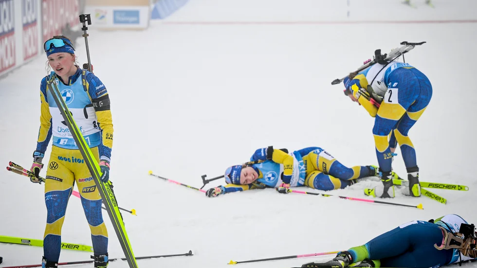 Svenskorna Linn Persson, Anna Magnusson och Hanna Öberg hade en tung jaktstart under skidskytte-VM i Oberhof.