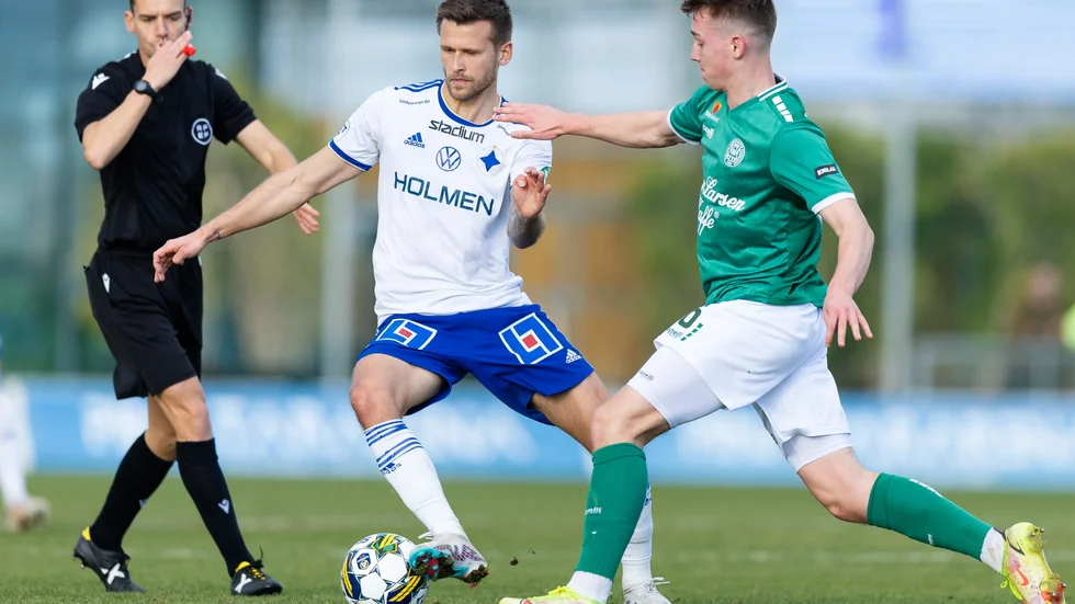 Arnor Traustasons "Peking" stod upp väl mot danska ligatvåan Viborg, men föll till slut. IFK Norrköping bytte dock ut samtliga elva startspelare.