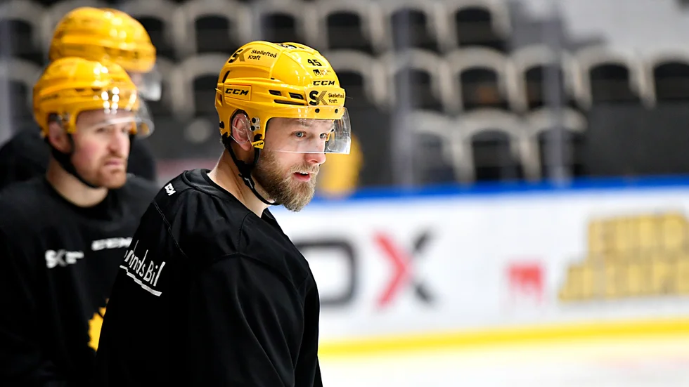 Skellefteå AIK:s lagkapten Oscar Möller har valt att tacka nej till Tre Kronor.