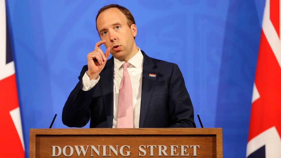 Den tidigare brittiska sjukvårdsministern Matt Hancock under en av de många presskonferenser han höll under pandemin. Arkivbild.