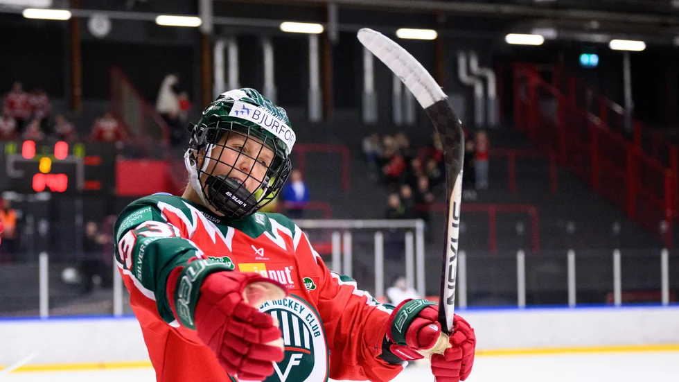 Michelle Karvinen gjorde fem säsonger och vann tre SM-guld med Luleå Hockey/MSSK innan hon lämnade för Schweiz och sedermera Kina.