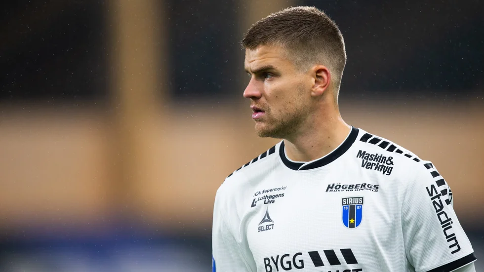 Lukas Jonsson kom till Sirius inför säsongen 2015 och var i klubben till sommaren 2021 med undantag för ett halvår i Norge 2018. 