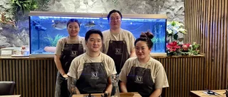 IT-konsulten sadlade om – öppnade japansk restaurang • Prisbelönt sushikock i köket