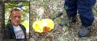 Han hittade gul plastpåse med underkläder