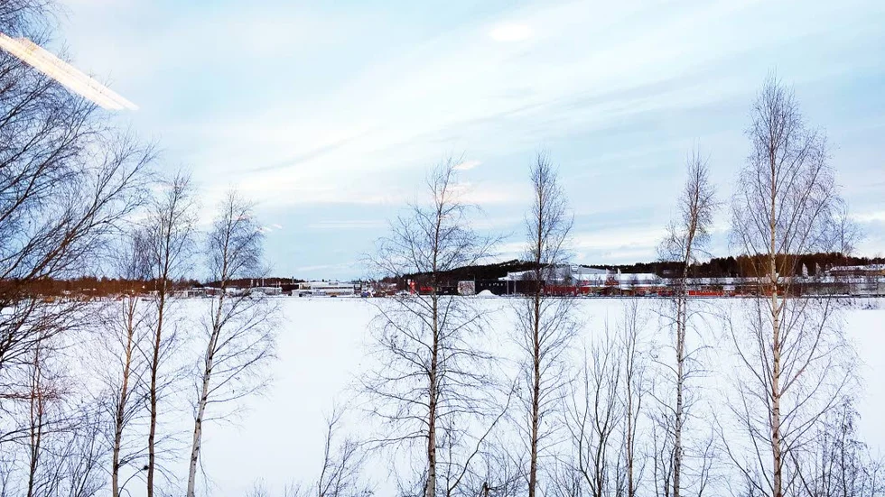 Mulet och snöfall i stora delar av länet.