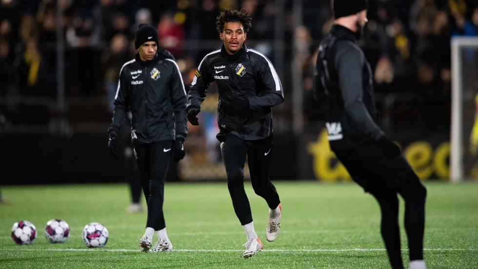Jesper Ceesay är klar för IFK Norrköping. 