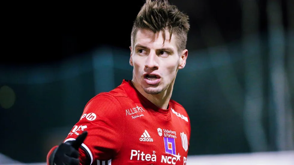 James Burgin förstärker IFK Luleå.