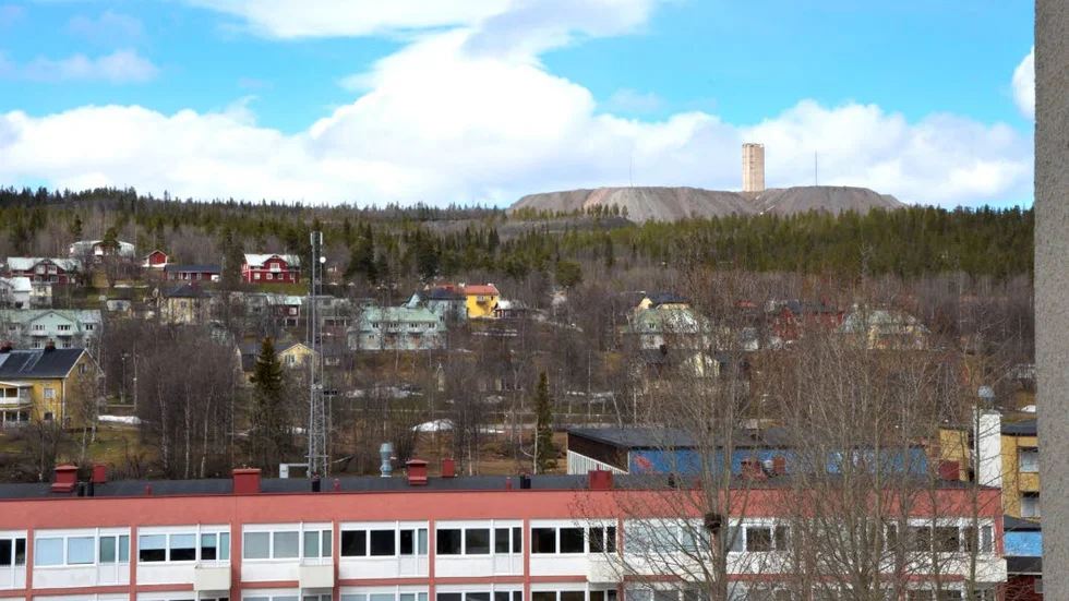 ”Mitt Malmberget tynar bort, hus rivs och gator försvinner”, skriver Thage Johansson som minns tillbaka till forna tider.
?