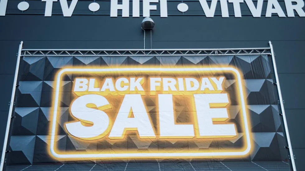 Black week är en av årets största köpfester, men det gäller att hålla huvudet kallt. Här listar vi det viktigaste att hålla koll på i shoppingruset. 