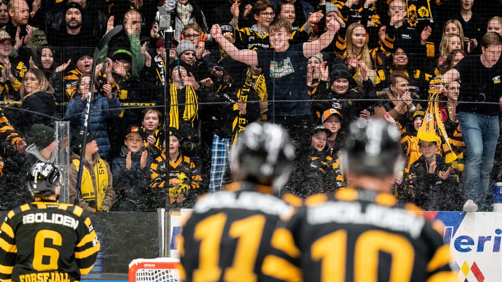 Strax under 5000 biljetter räknar Skellefteå AIK med att få sålt till den första kvartsfinalen mot Rögle.