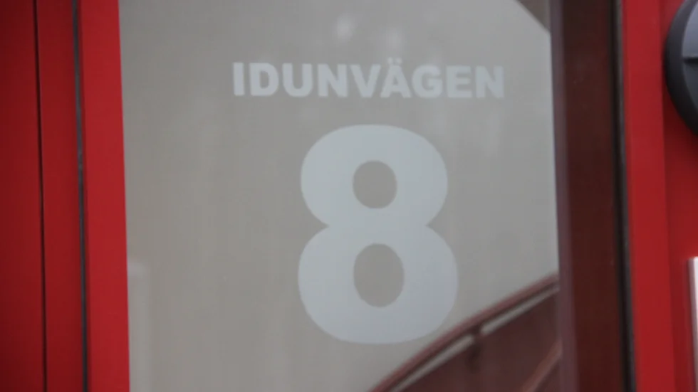 En ny adress. Här befinner du dig i Älvdansen i stadsdelen Fanna/Herrgården.