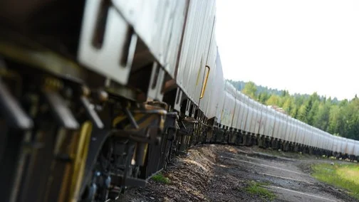 Trafikverket vill avveckla tvärbanan mellan Arvidsjaur-Jörn, vilket Inlandsbanan kritiserar.