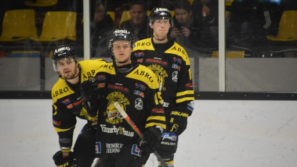 Vimmerby Hockey hade en bra fredagskväll och tog tre poäng. 