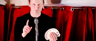 Carl Tillenius åker på turné med "Lurad"