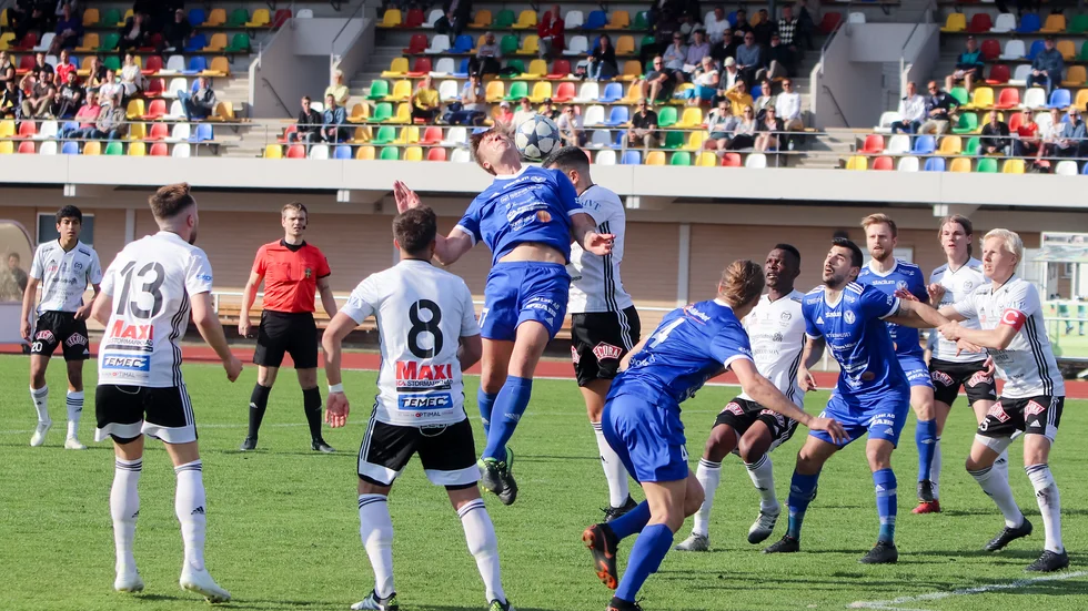 På lördag spelar Värmbols FC årets första match. Arkivbild. 