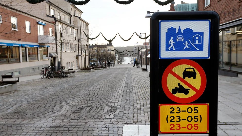 Insändarskribenten är kritisk till gångfartsområdet i centrala Motala.