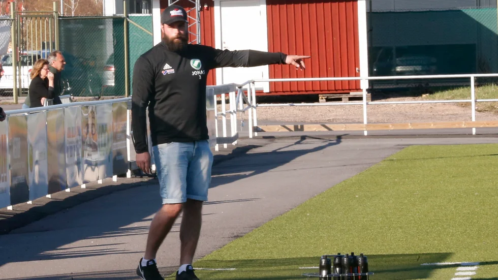 Jonas Östman har fått en meriterad spelare till sin trupp.