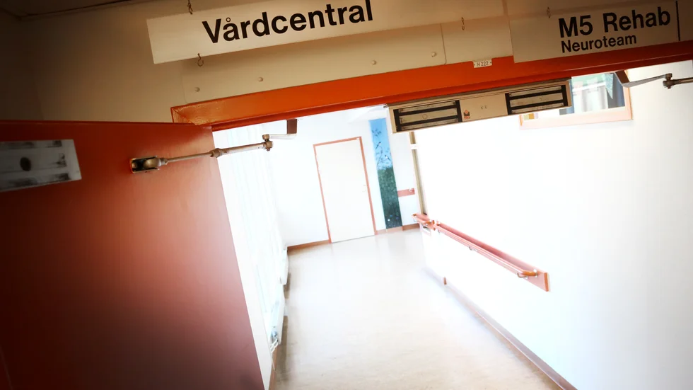 Nuvarande chefer på vårdcentralerna Wisby söder och Visby norr slutar sista februari. Primärvårdschefen hoppas ha nya chefer på plats till sommaren. 