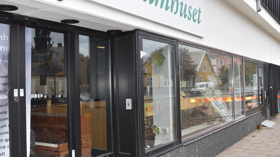 Aktivt Centrum lämnar sina nuvarande lokaler i den gamla Sparbanken.