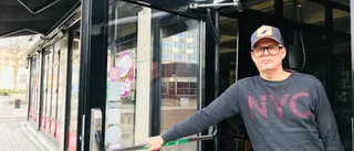 "Den maskerade rånaren väntade i källaren"