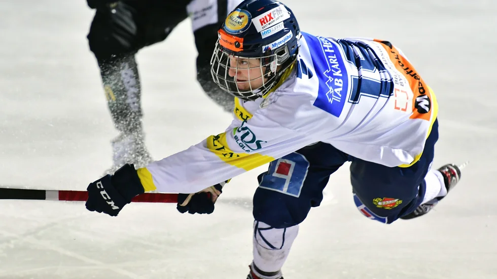 Faluns Anton Lundberg ställdes mot storebror Victor i kvalkampen på Studenternas - och åkte hem som en vinnare.