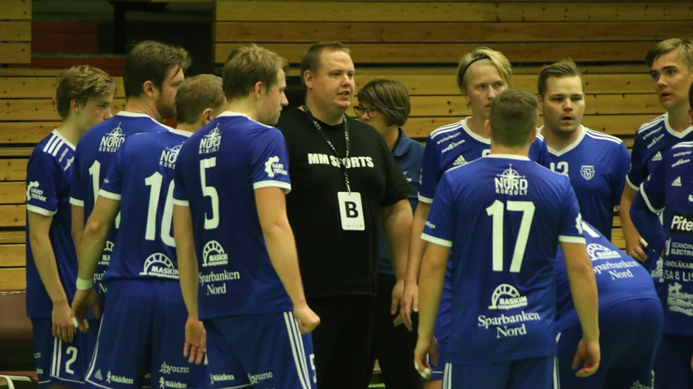 Stefan Nordlund och handbollsherrarna i Öjebyn har en del att fundera på inför kommande helg. (Arkivbild)