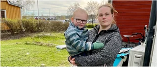 Nina, 36, tvingas flytta: ”Vissa nätter är ett rent helvete”