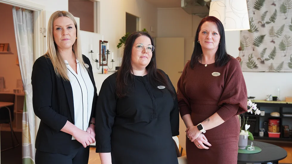  Sandra Fritz, Hanna Nyholm och Helena Gissberg, begravningsrådgivare på Westlings Begravningsbyrå.  