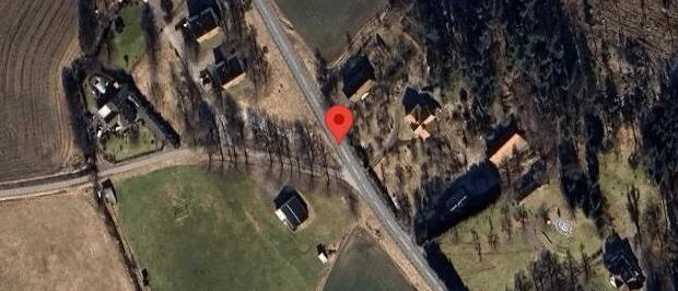 Trasigt fordon stör trafiken på väg 221