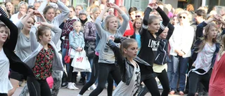 Hela länet dansar