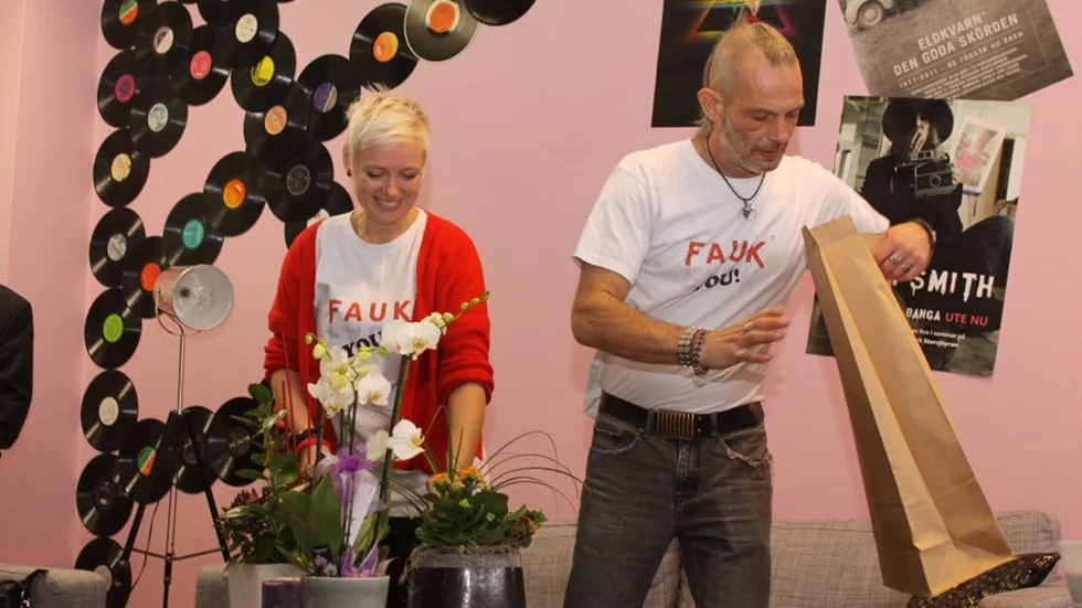 Länkar. Lena Johansson och Per Lundström har avgörande betydelse för många ungdomar i Kinda.
