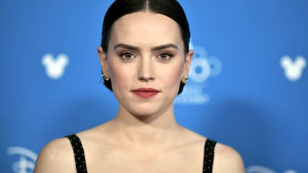 Daisy Ridley gör rollen som Rey i en av de nya Star wars-filmerna som är under arbete. Arkivbild.