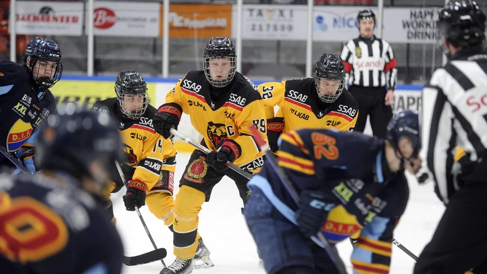 Luleå Hockeys J18  mot Djurgården i våras.