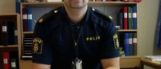 17-åring greps för mopedfylleri