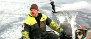 De firar jul på Roxens vatten