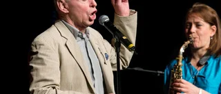 Charmen räddar Georgie Fame