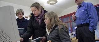 Pensionärer guld värda på skolan