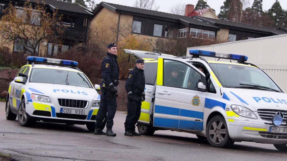 Polisen spanade på flera platser i Boxholm.