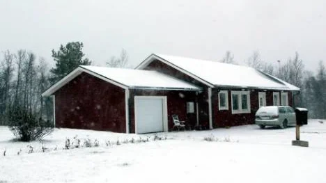 Det var när den här villan på Passvägen i Kiruna skulle anslutas till VA-nätet som bekymren började för Kiruna kommun. FOTO: HANS STERNLUND
