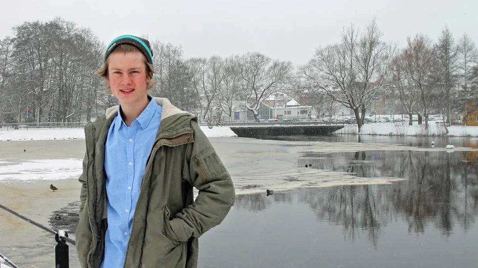 Nätfiskare? Succé kan man verkligen tala om för Nils Bremer och hans Youtubeklipp om "fiske" med raketskjutning under isen.