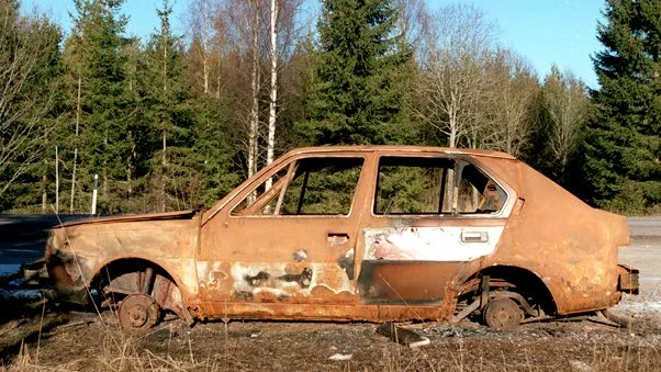 Något att reta sig på. Bilen på bilden är inte det aktuella vraket.