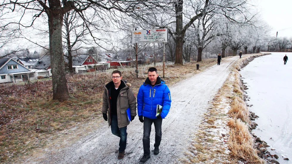 Ljungsbrobor som vill ha kvar sin utsikt mot Göta Kanal: Fredrik Sundqvist och Joachim Skjelstad.