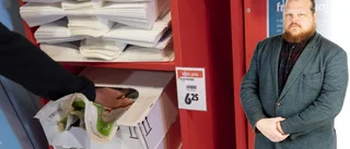 Äntligen blir vi av med den enfaldiga plastpåseskatten