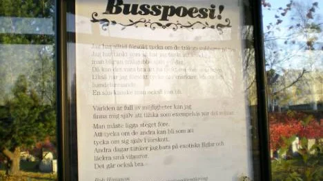 Ord som förgyller  väntan på bussen.