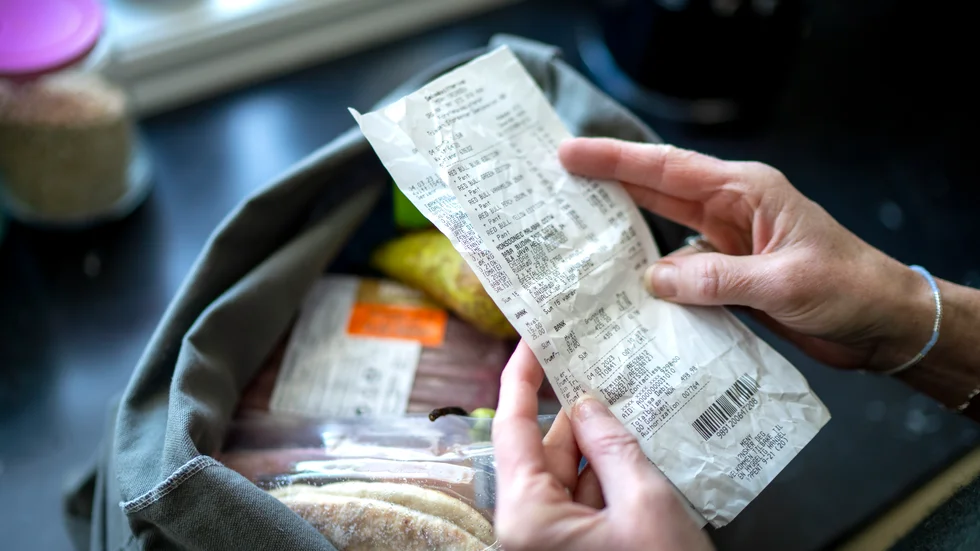 Matkassen har blivit ungefär 20 procent dyrare, vilket får stora konsekvenser för familjer med små marginaler.