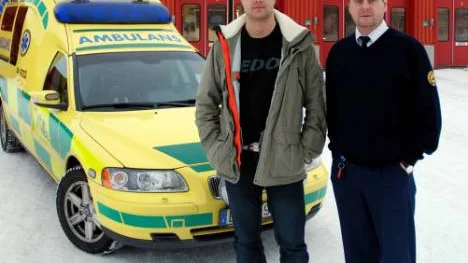 Ambulanssjuksköterskan Fredrik Ask kontaktade räddningschefen Bengt Nilsson om IVPA-larmet." Jag gav klartecken trots att kommunen inte får för landstinget. Här handlade det om att rädda liv", säger Nilsson.FOTO: LENA LEFFLER